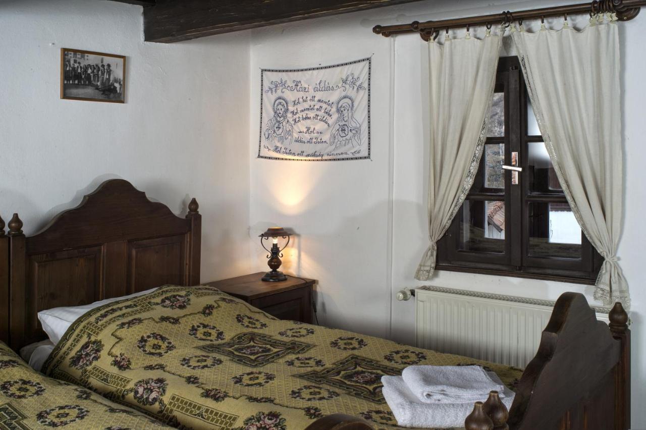 Hollóköves Vendégházak Quarto foto