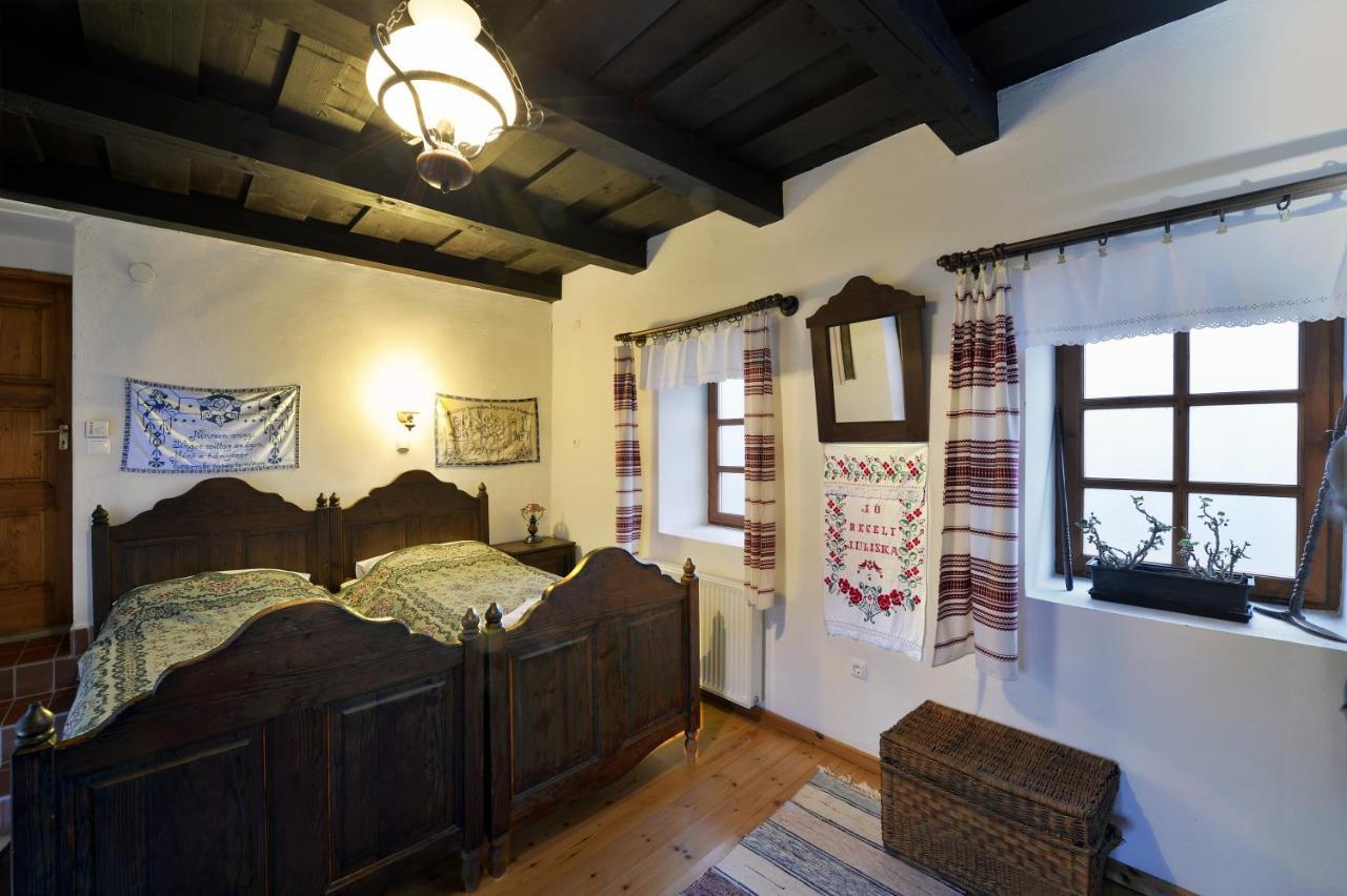 Hollóköves Vendégházak Quarto foto